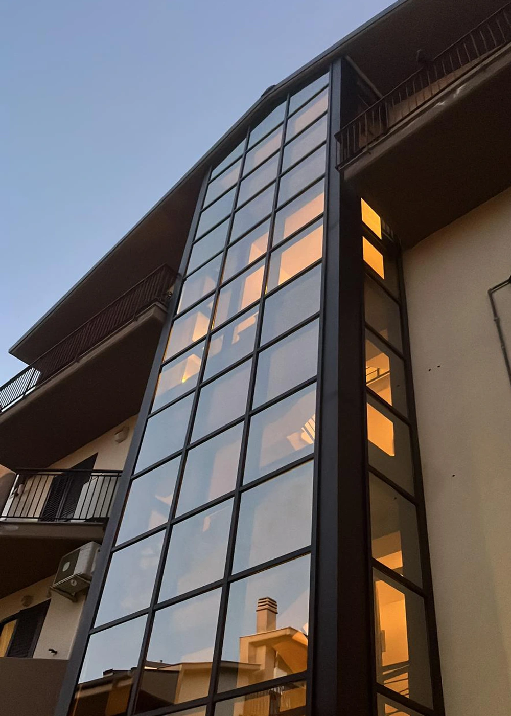 Profili Metra SKYTECH50 Struttura privata Scordia
